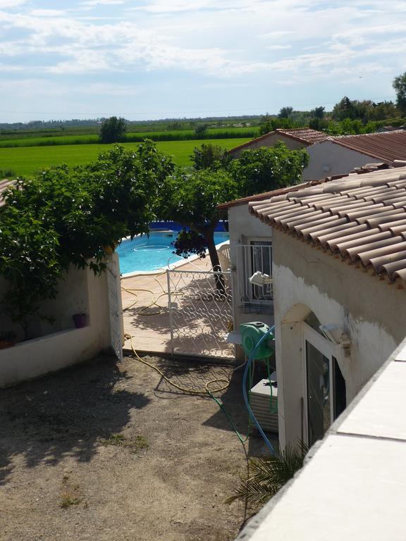 Soleil De Camargue Villa Arles Room photo